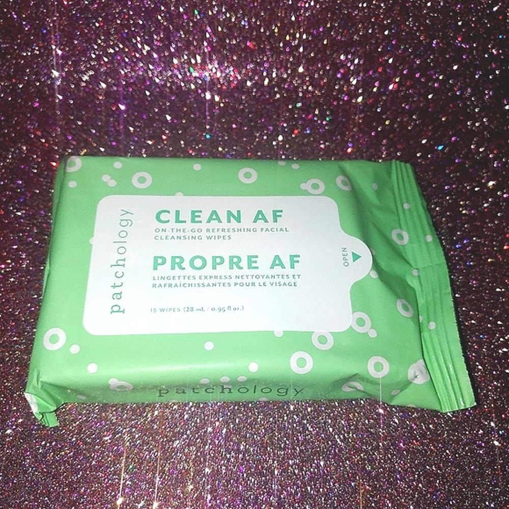 $4 Clean AF On-The-Go Refreshing Facial Cleansing Wipes Patchology